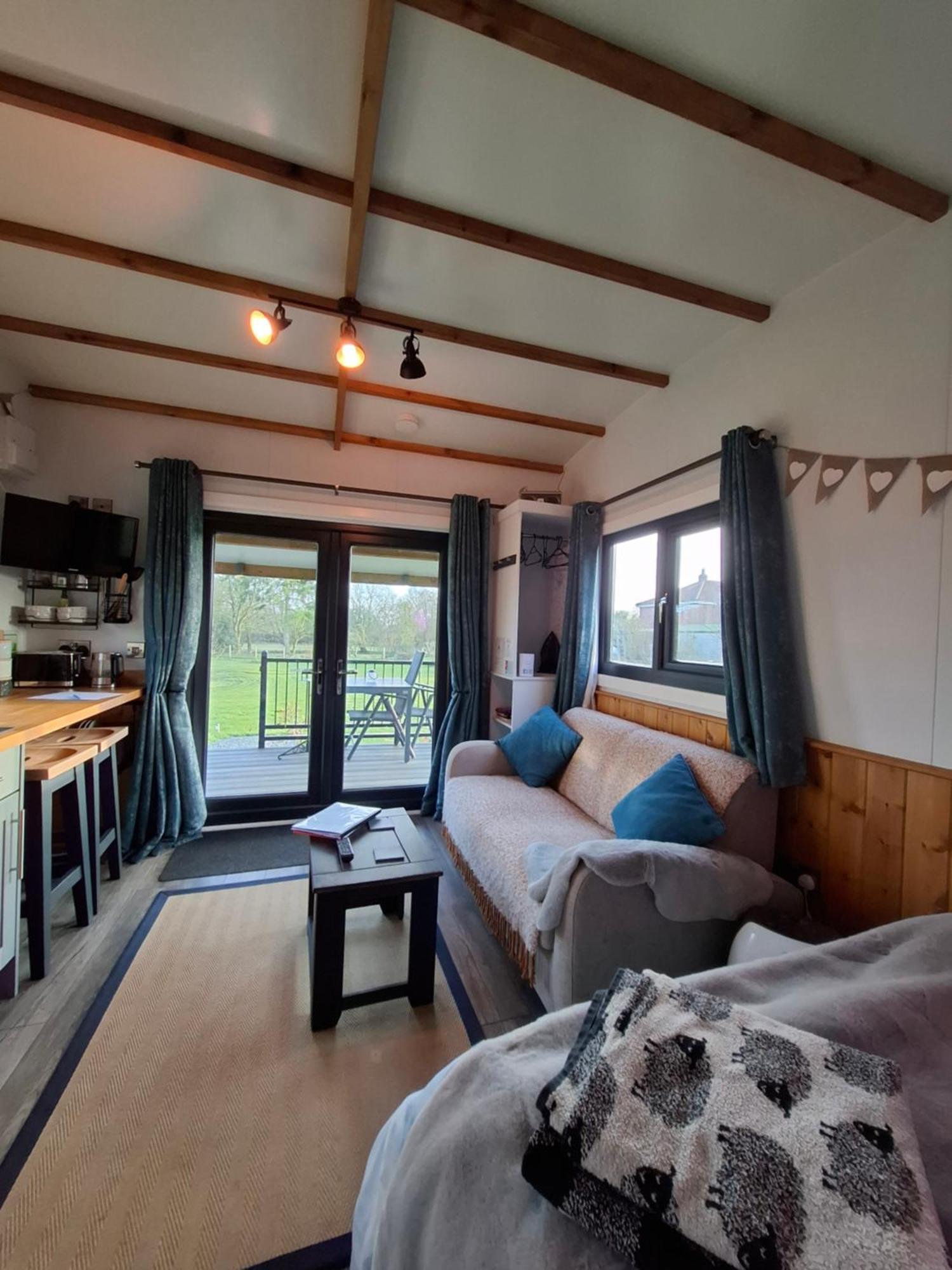 Hotel Peppercorn Pod At Beck House Glamping Salmonby Exterior foto